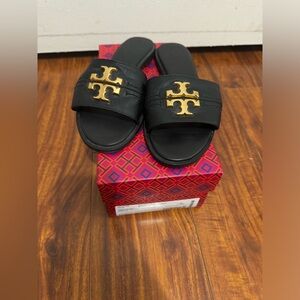 S O L D Tory Burch Everly Slide